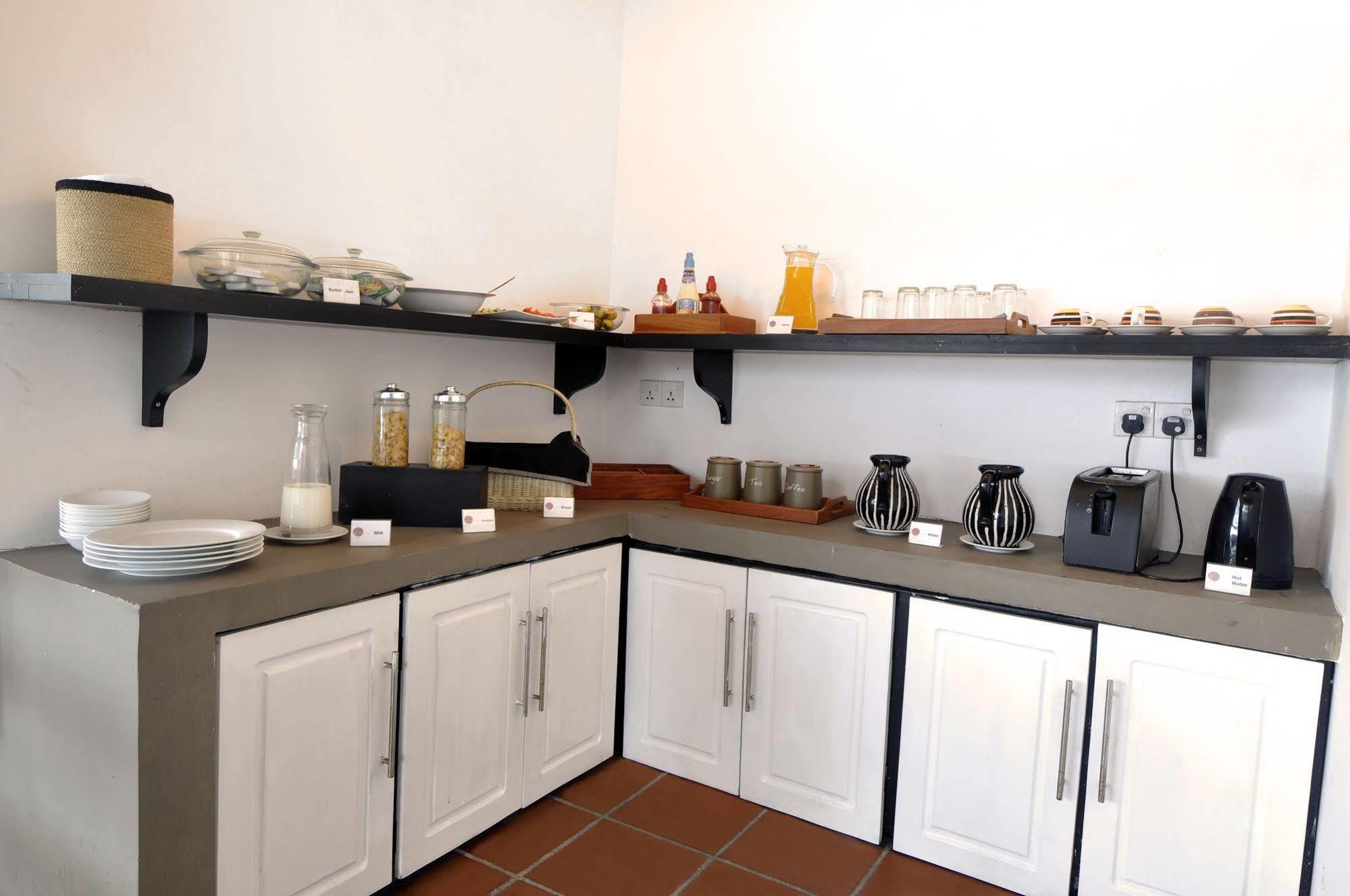 Hotel Ivy Lane Kolombo Zewnętrze zdjęcie